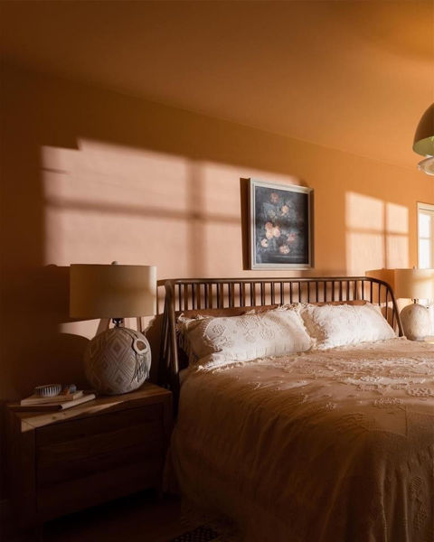 How Lighting Impacts Paint Colors & How to Match Pigments